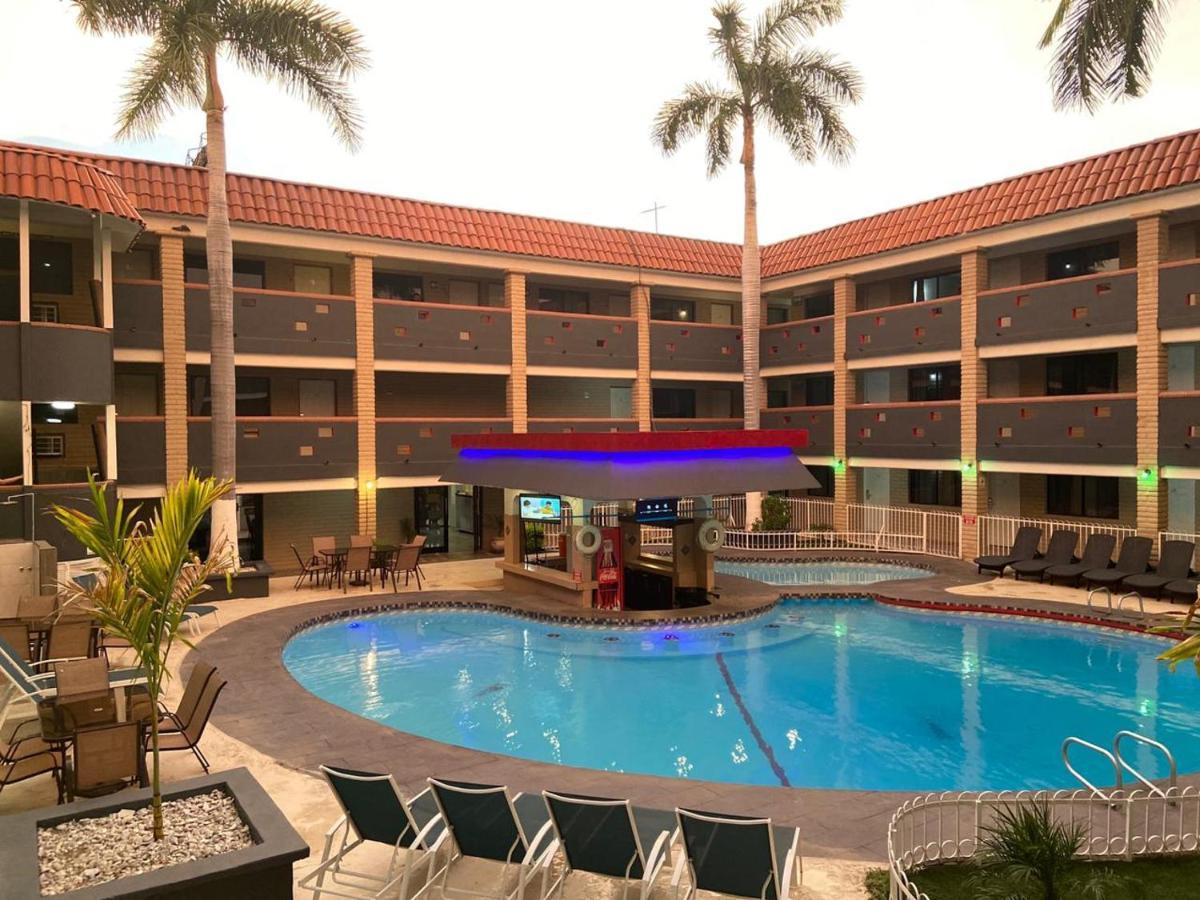 Hotel La Finca エルモシヨ エクステリア 写真