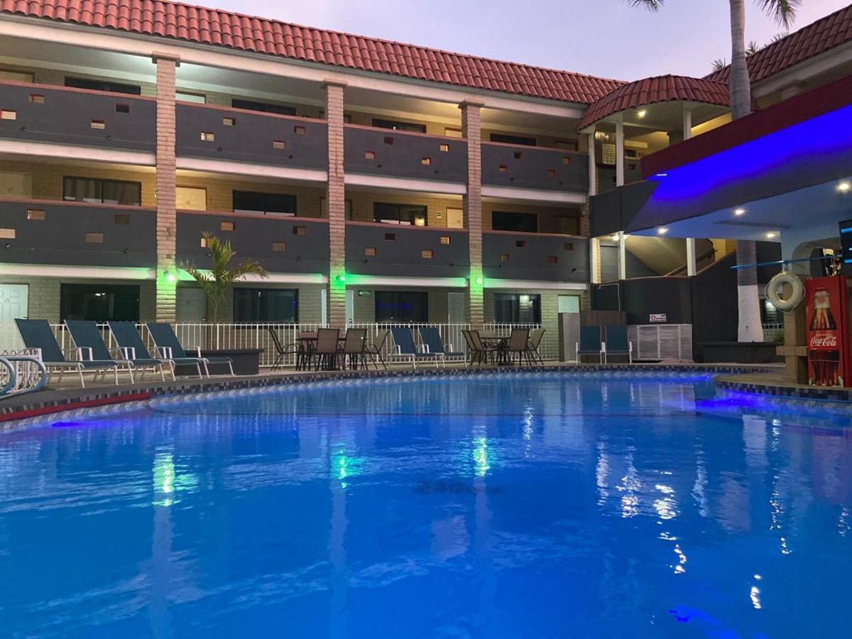 Hotel La Finca エルモシヨ エクステリア 写真
